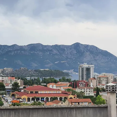 Darin Apartmán *